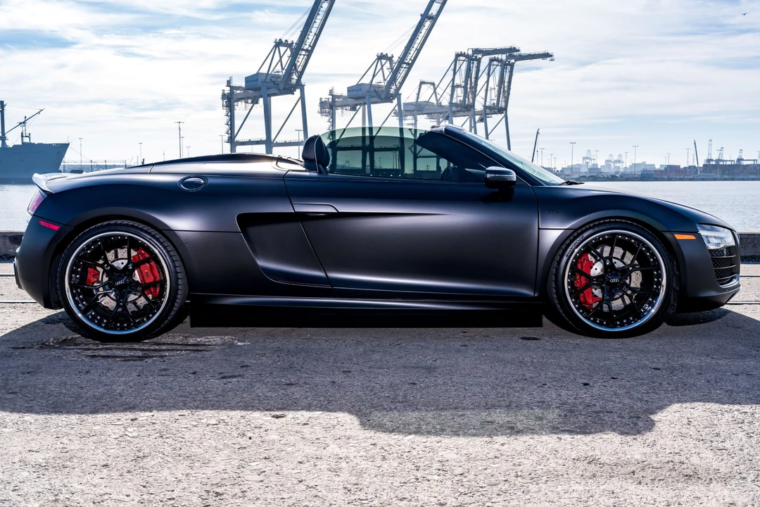 2014 Audi 42 R8 - Image 14 of 31
