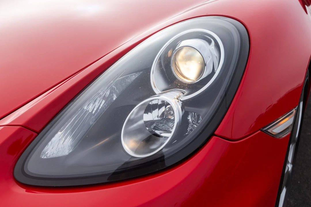 2014 Porsche 981 Boxster - Image 24 of 31
