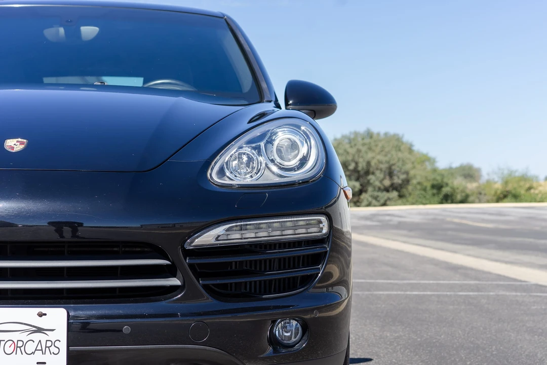 2014 Porsche 958 Cayenne Diesel - Image 30 of 31
