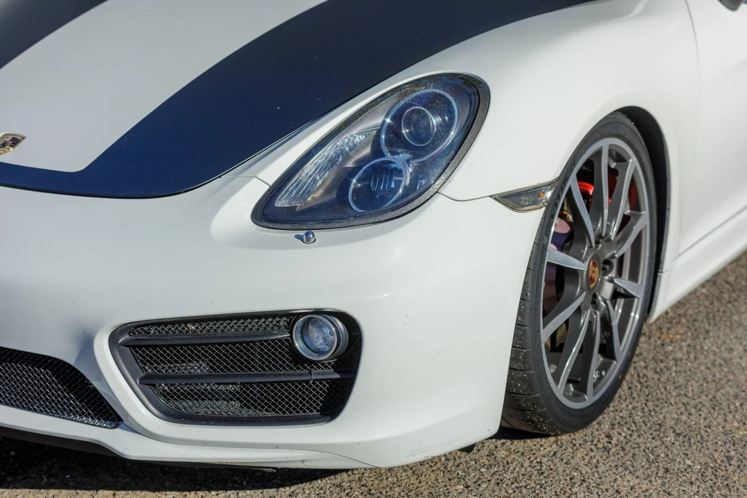 2014 Porsche 981 Cayman S - Image 15 of 31