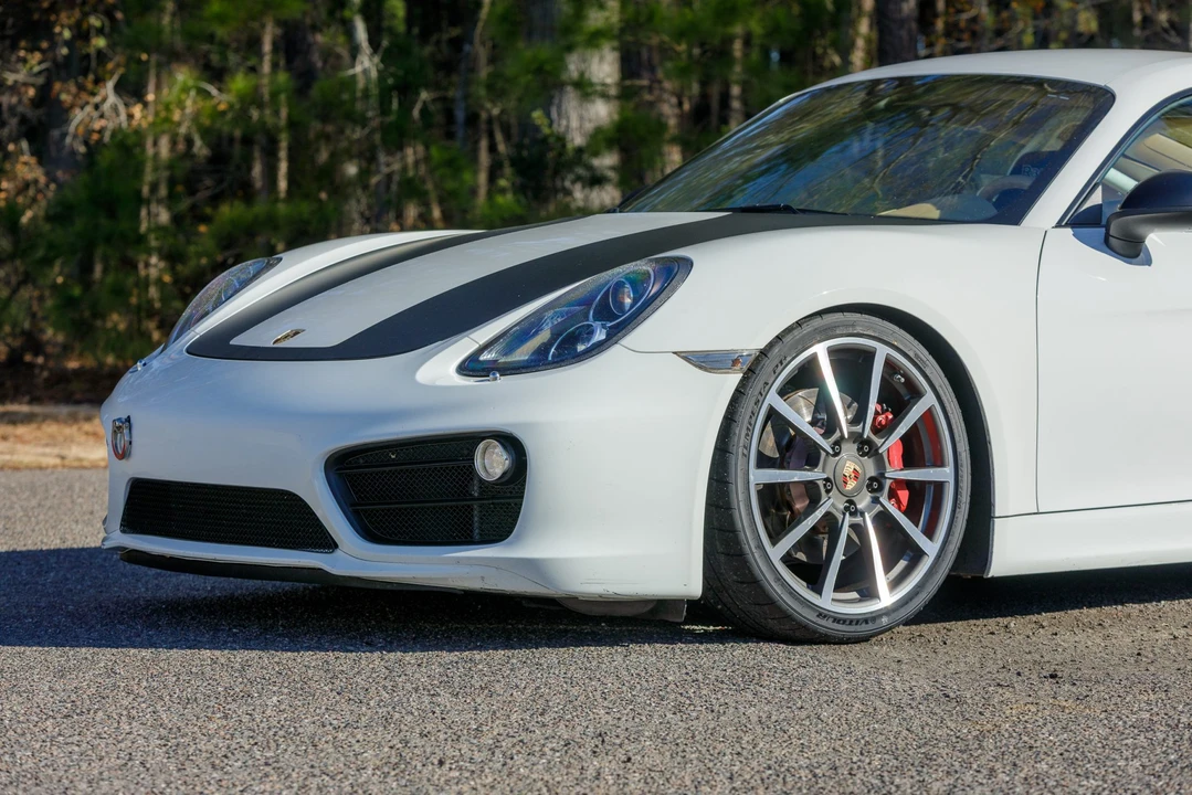 2014 Porsche 981 Cayman S - Image 16 of 31