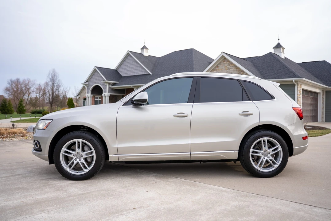 2015 Audi 8R Q5 - Image 9 of 31
