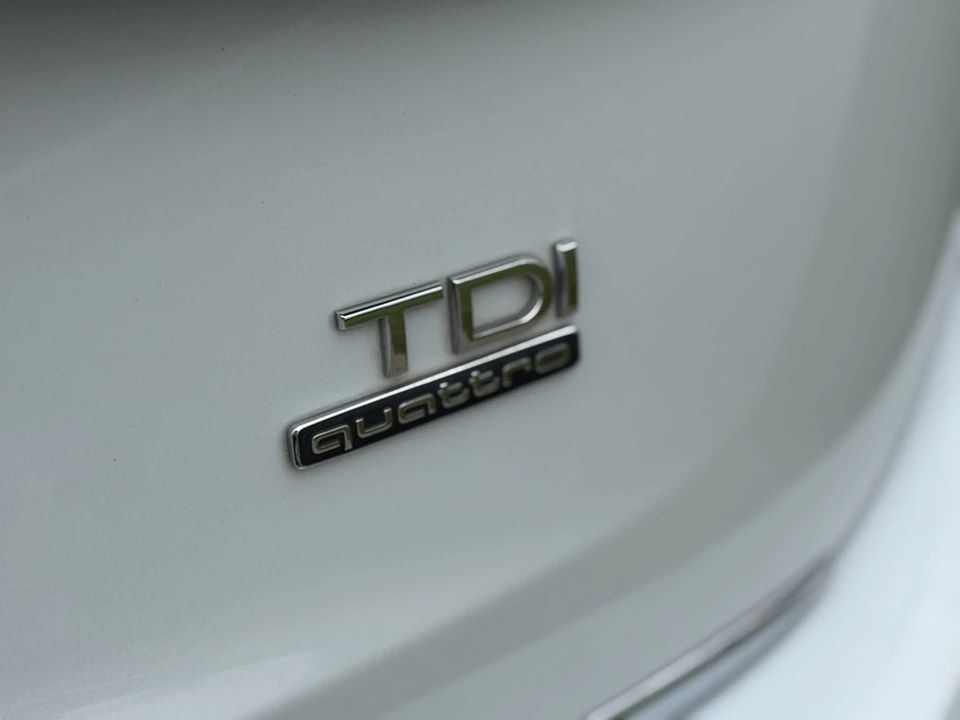 2015 Audi 8R Q5 - Image 28 of 31