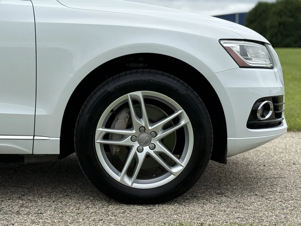 2015 Audi 8R Q5 - Image 12 of 31