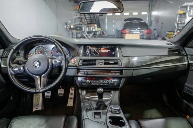 2015 BMW F10 M5 - Image 5 of 8