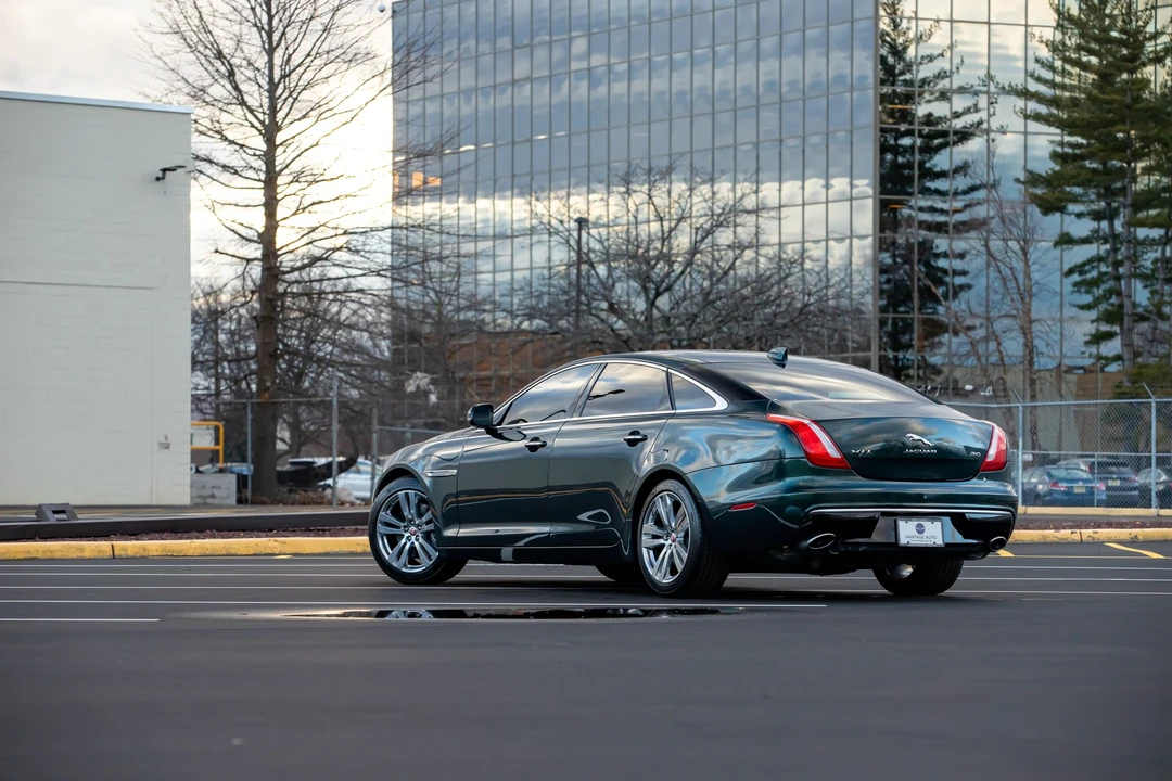 2016 Jaguar X351 XJ - Image 3 of 31