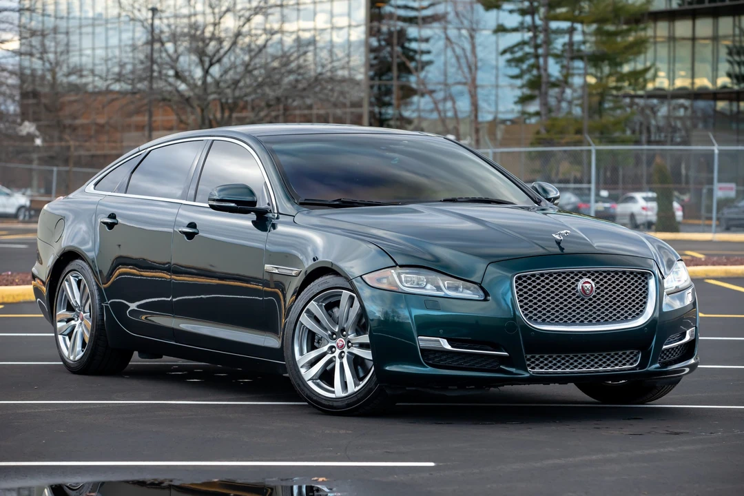 2016 Jaguar X351 XJ - Image 19 of 31