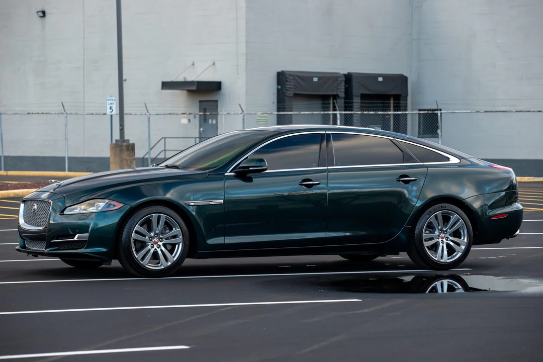 2016 Jaguar X351 XJ - Image 8 of 31