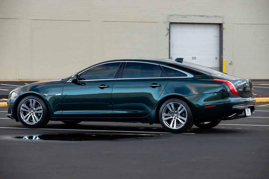 2016 Jaguar X351 XJ - Image 10 of 31