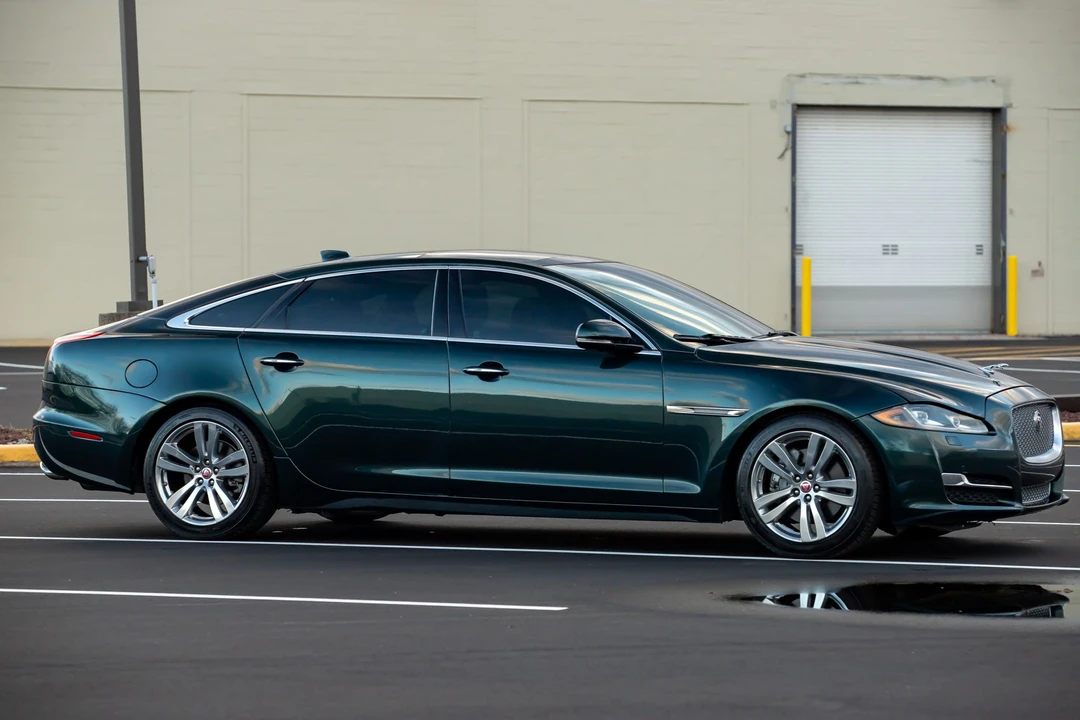 2016 Jaguar X351 XJ - Image 18 of 31