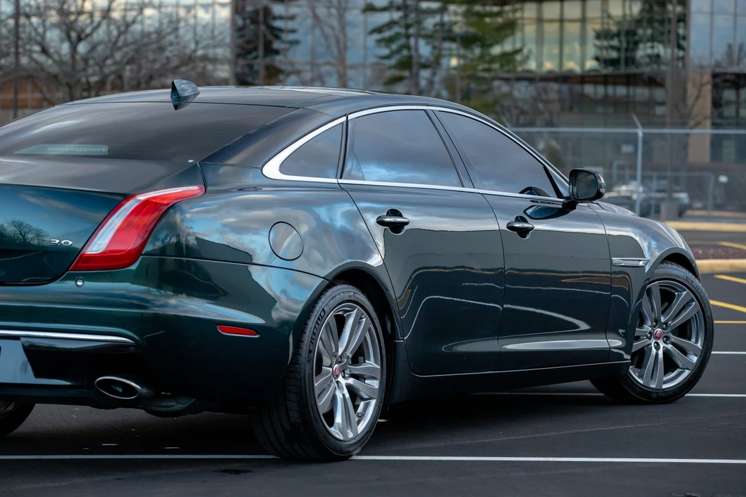 2016 Jaguar X351 XJ - Image 29 of 31