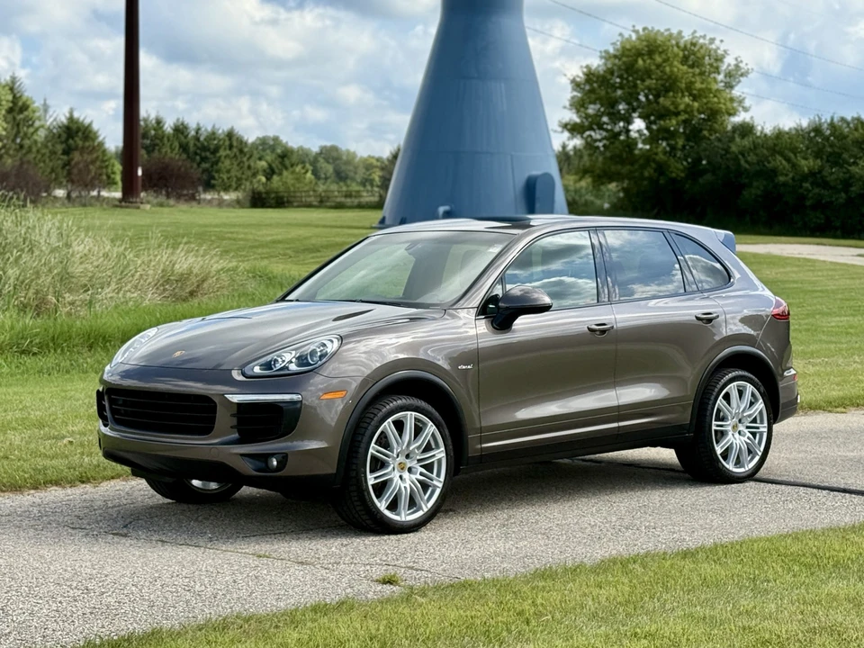 2016 Porsche 958 Cayenne Diesel - Image 13 of 31