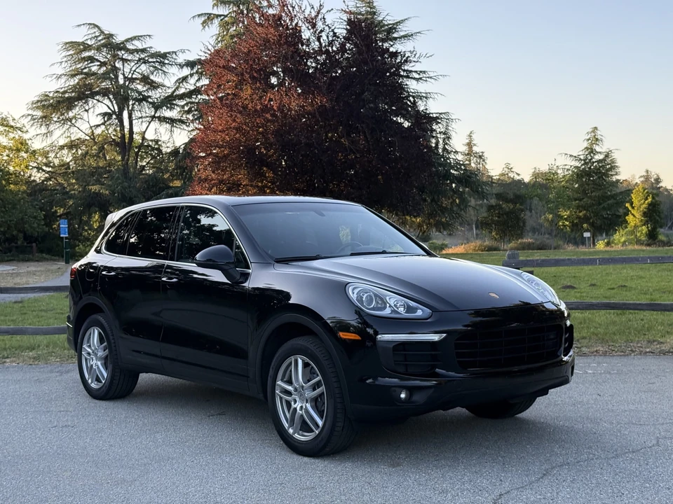2016 Porsche 958 Cayenne - Image 15 of 31