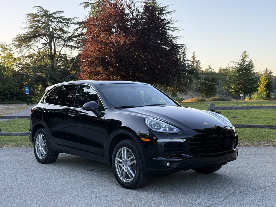 2016 Porsche 958 Cayenne - Image 14 of 31