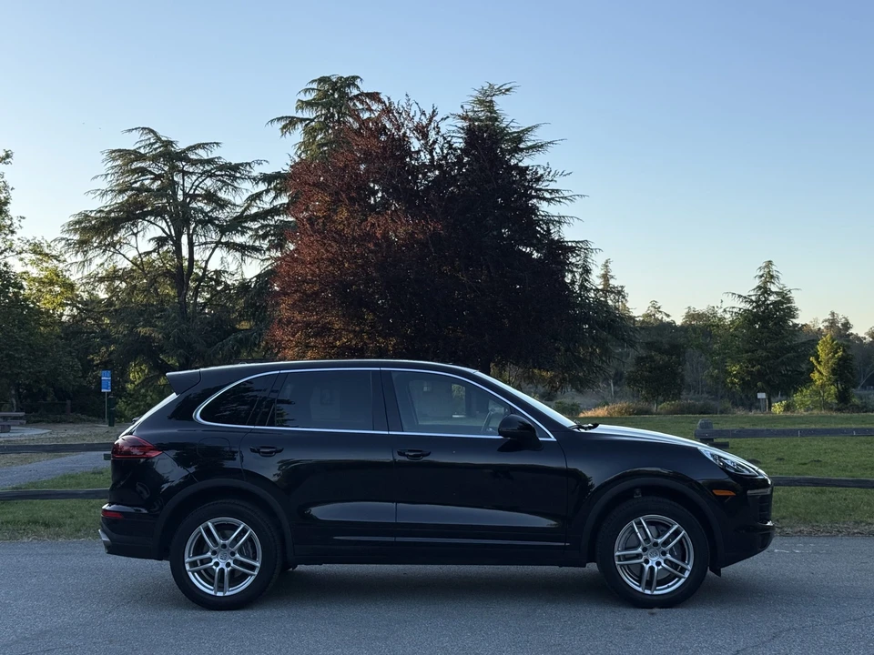 2016 Porsche 958 Cayenne - Image 13 of 31