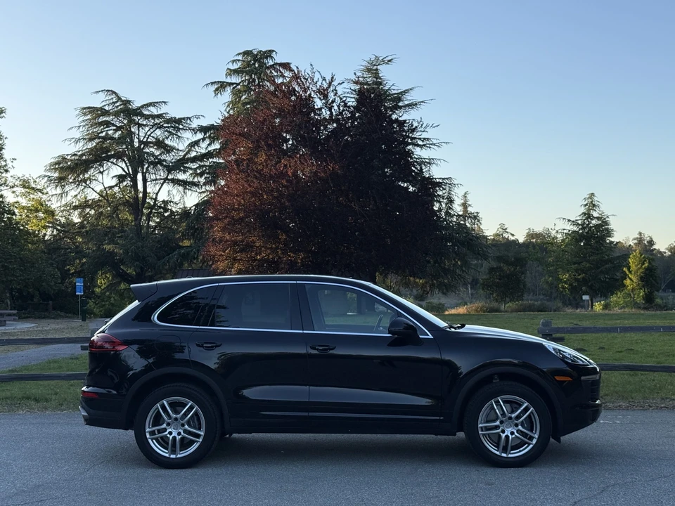 2016 Porsche 958 Cayenne - Image 12 of 31