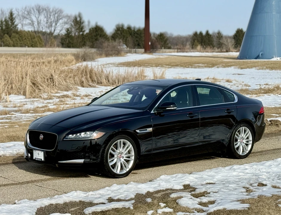 2017 Jaguar X260 XF - Image 11 of 31
