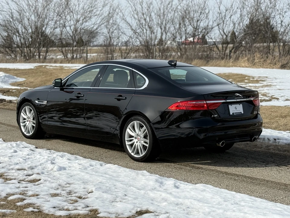 2017 Jaguar X260 XF - Image 13 of 31
