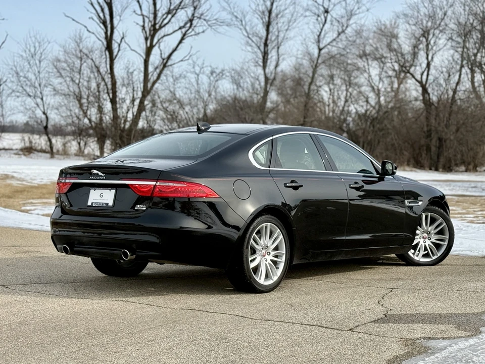 2017 Jaguar X260 XF - Image 8 of 31