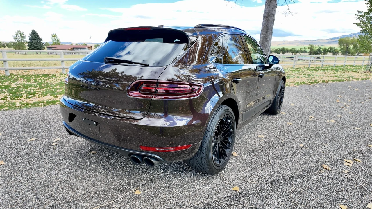 2017 Porsche Macan GTS - Image 10 of 31