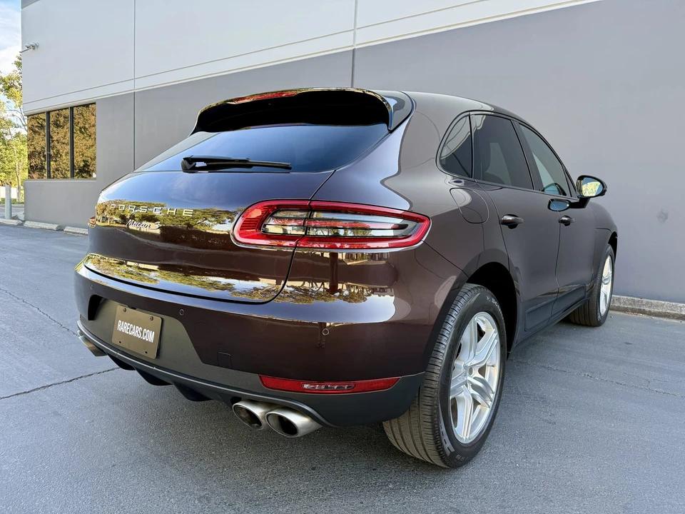 2017 Porsche Macan S - Image 24 of 31