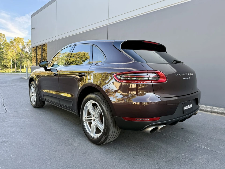 2017 Porsche Macan S - Image 18 of 31