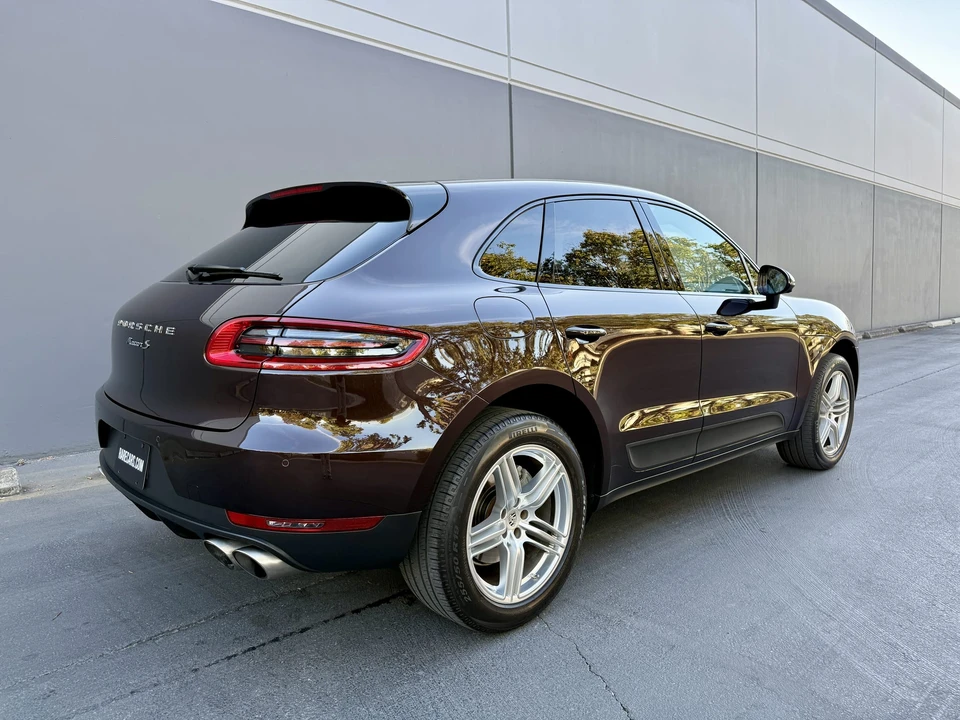 2017 Porsche Macan S - Image 25 of 31