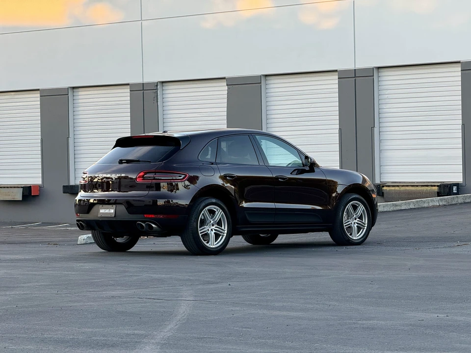 2017 Porsche Macan S - Image 27 of 31