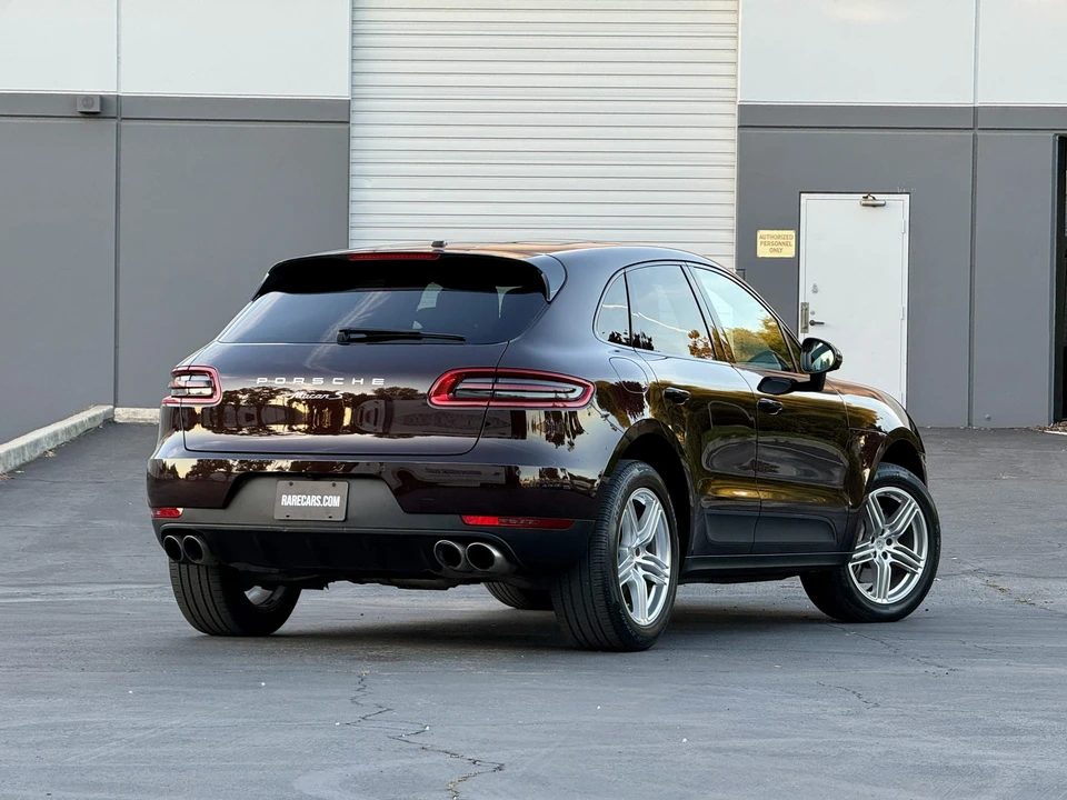 2017 Porsche Macan S - Image 26 of 31