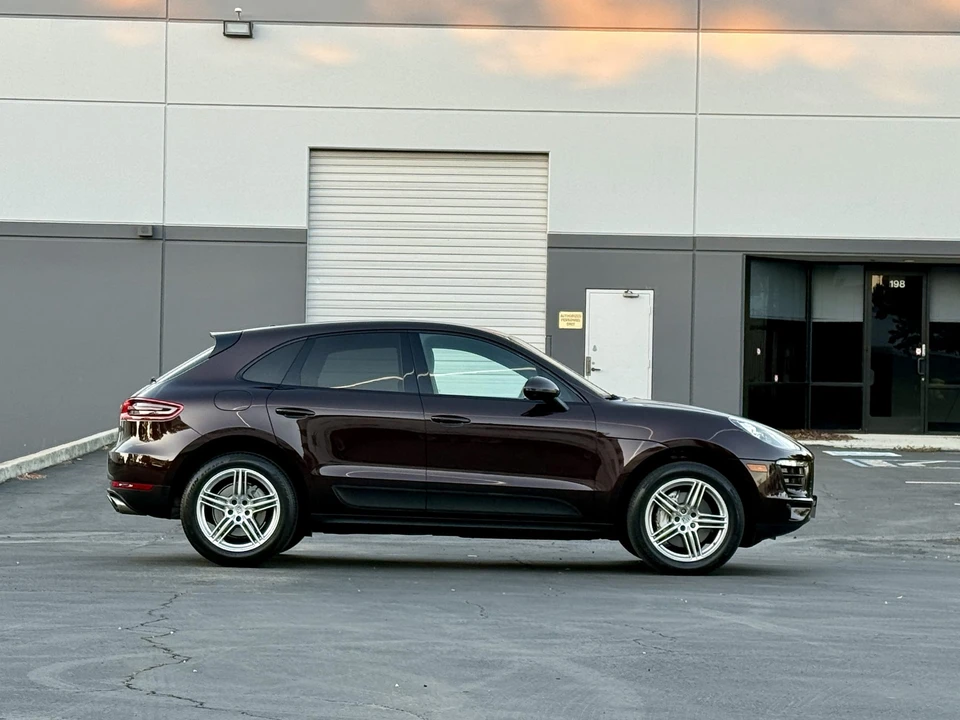 2017 Porsche Macan S - Image 29 of 31