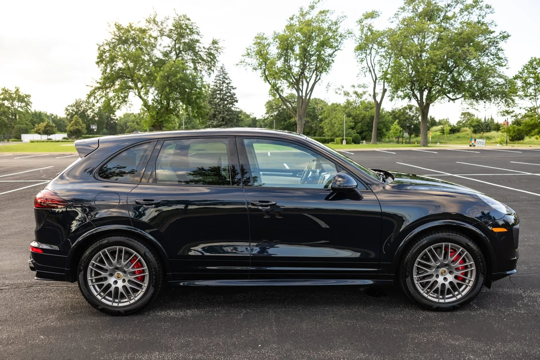 2018 Porsche 958 Cayenne GTS - Image 19 of 31