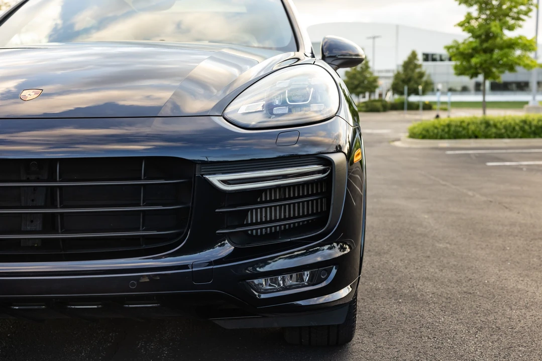 2018 Porsche 958 Cayenne GTS - Image 27 of 31