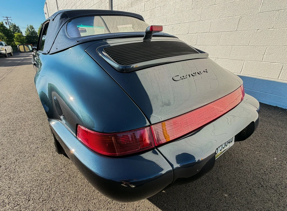 1990 Porsche 964 Carrera 4 - Image 28 of 31
