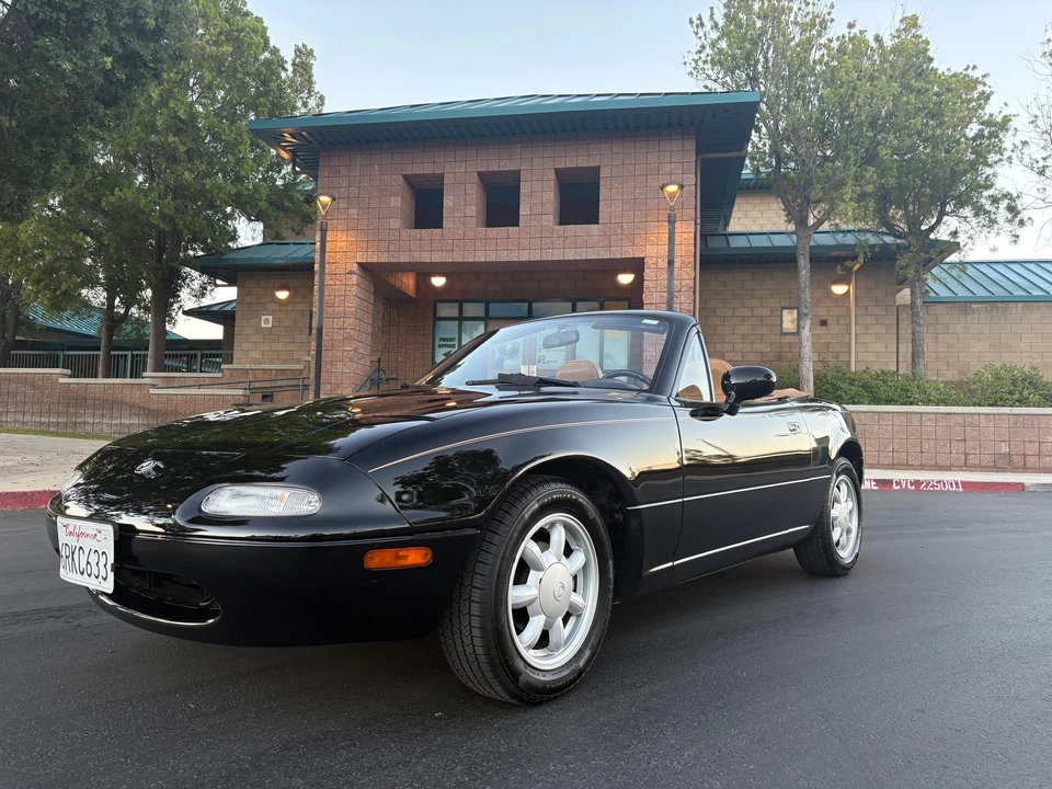1993 Mazda NA MX-5 Miata - Image 14 of 31