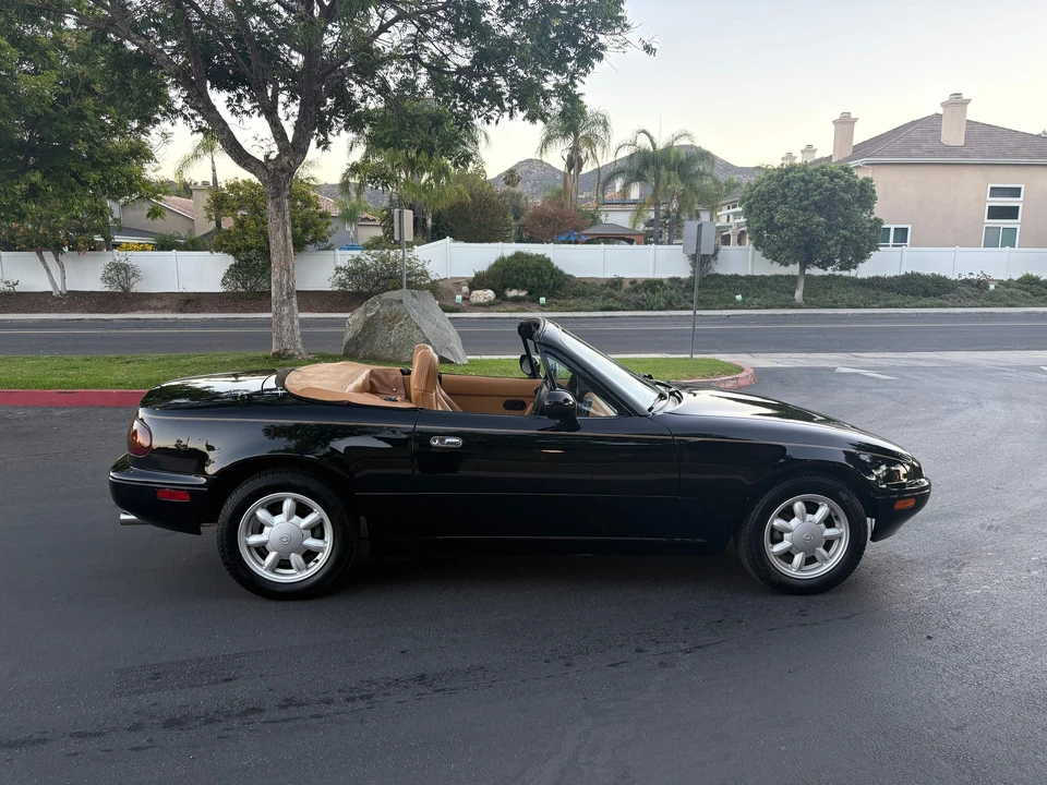 1993 Mazda NA MX-5 Miata - Image 27 of 31