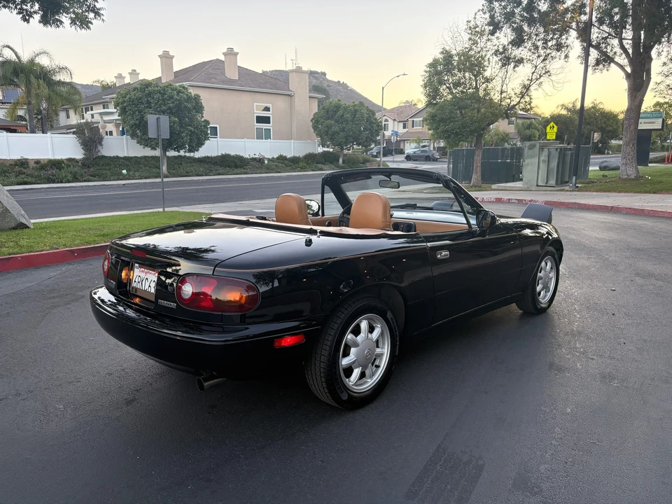 1993 Mazda NA MX-5 Miata - Image 26 of 31
