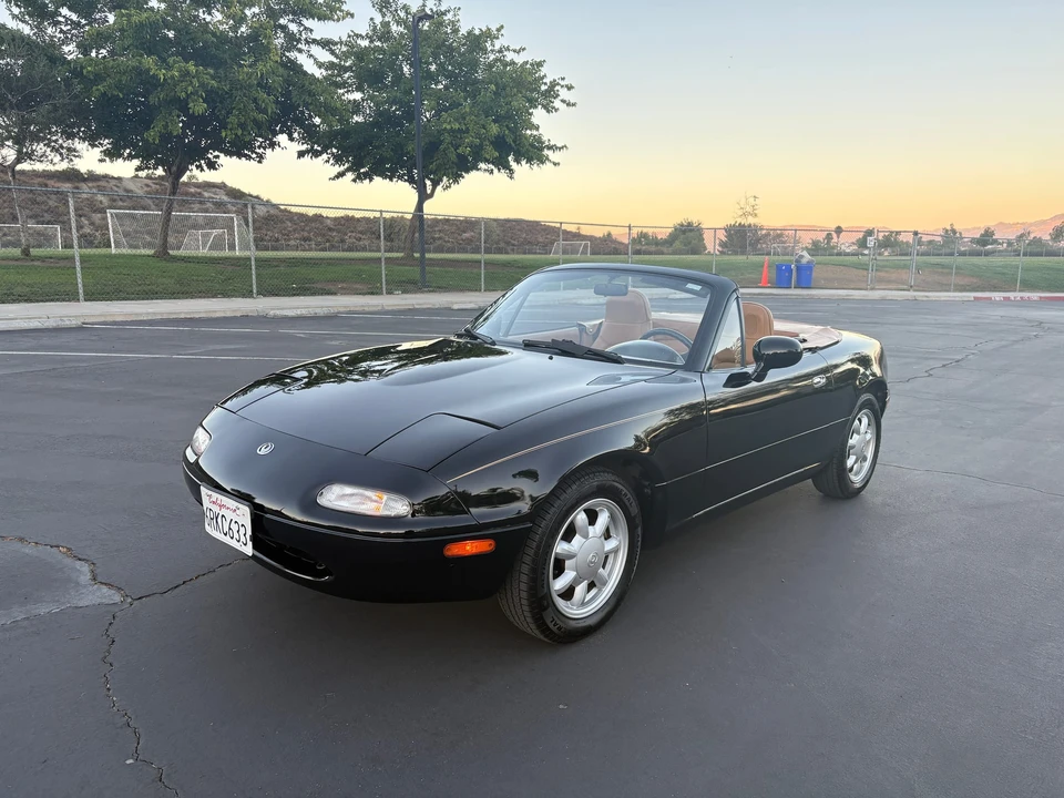 1993 Mazda NA MX-5 Miata - Image 11 of 31