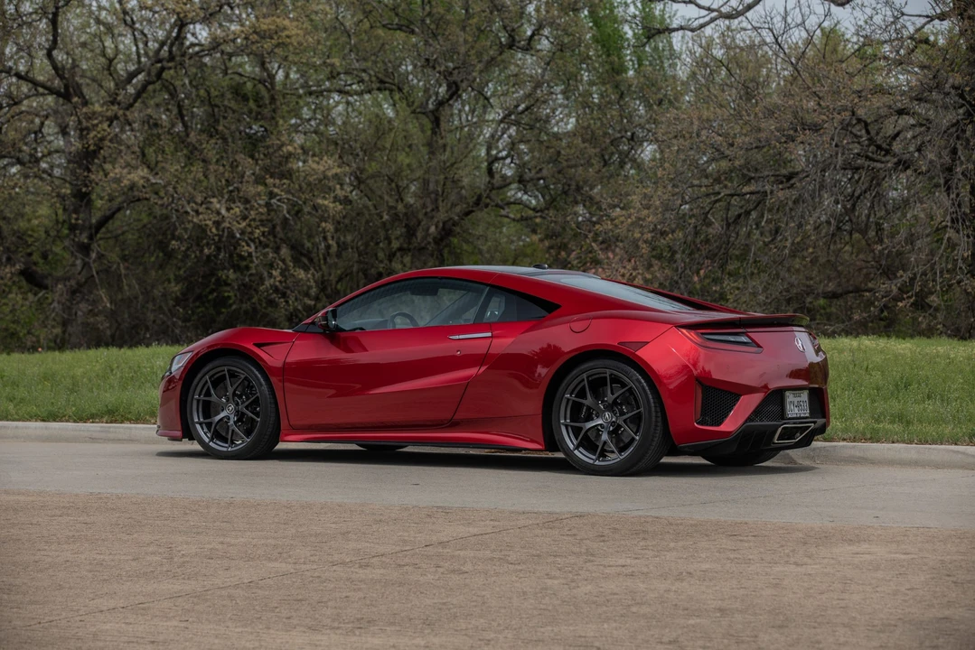 2017 Acura NC1 NSX - Image 7 of 31