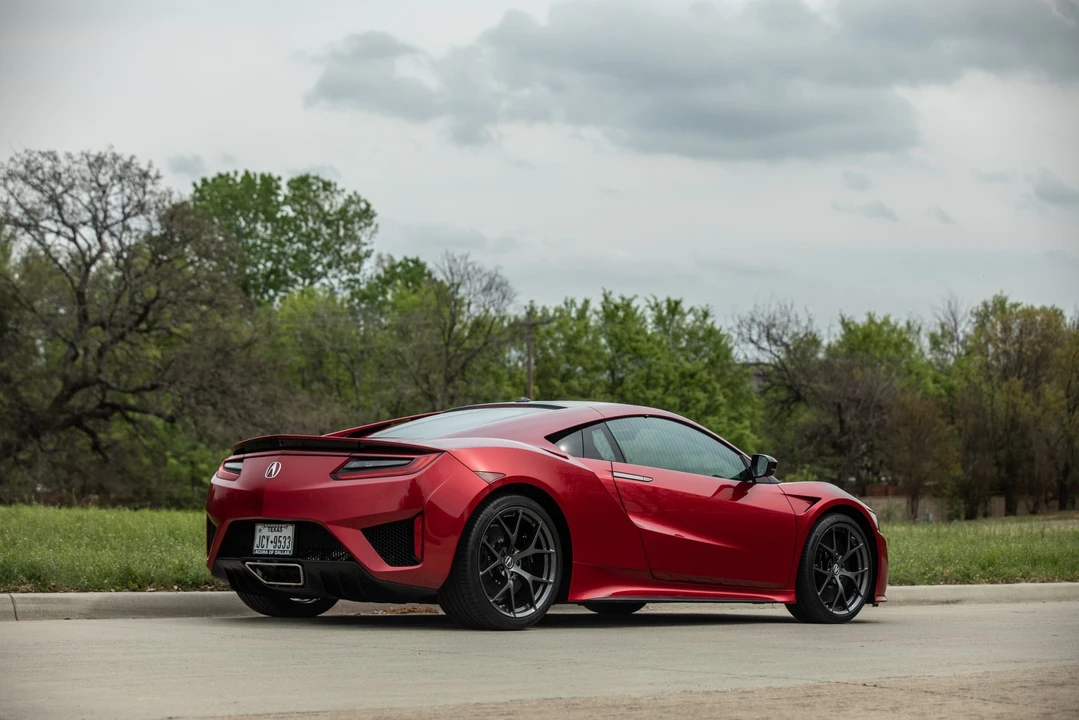 2017 Acura NC1 NSX - Image 10 of 31