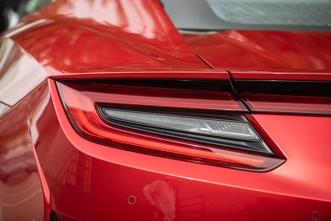 2017 Acura NC1 NSX - Image 29 of 31