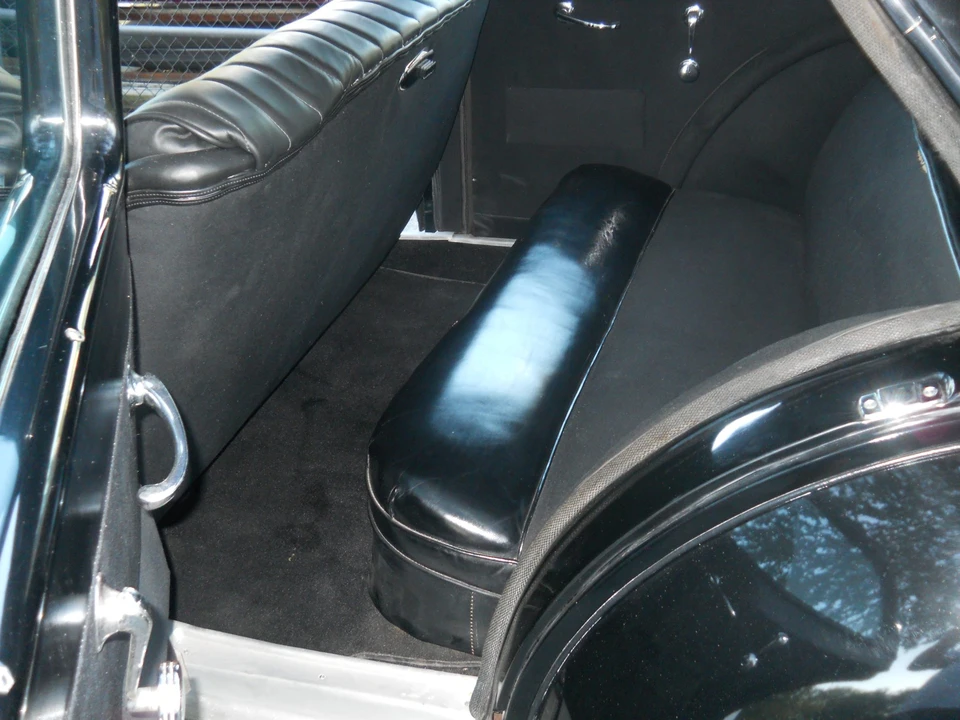 1936 Cord 810 & 812 - Image 26 of 31