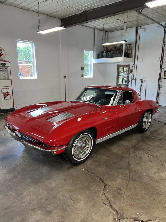 1963 Chevrolet Corvette C2 - Image 3 of 31