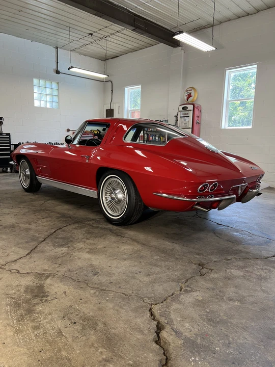 1963 Chevrolet Corvette C2 - Image 21 of 31