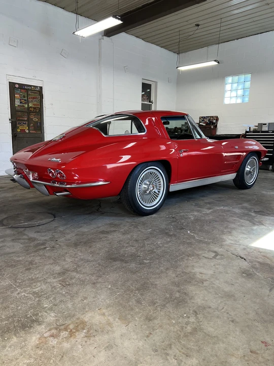 1963 Chevrolet Corvette C2 - Image 13 of 31