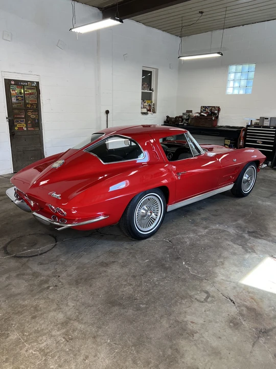 1963 Chevrolet Corvette C2 - Image 12 of 31