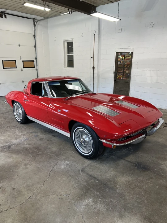 1963 Chevrolet Corvette C2 - Image 8 of 31