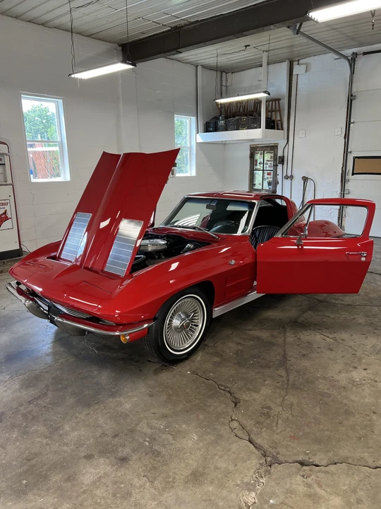 1963 Chevrolet Corvette C2 - Image 24 of 31