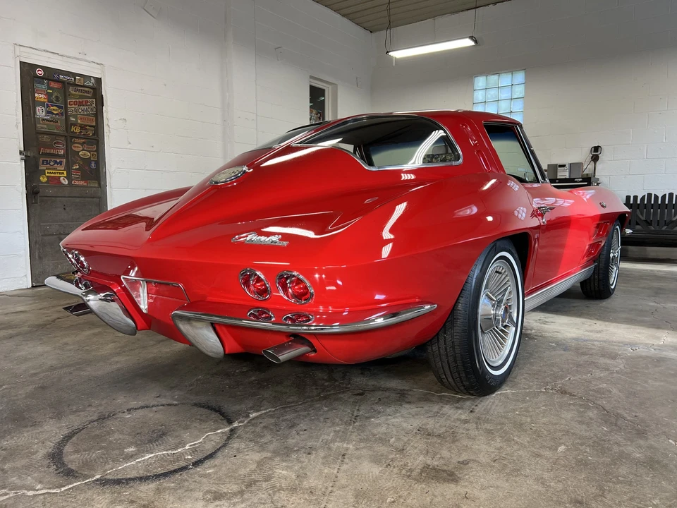 1963 Chevrolet Corvette C2 - Image 14 of 31