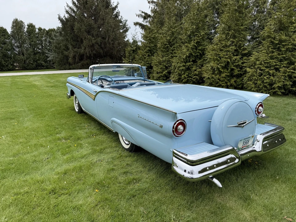 1957 Ford Fairlane 2nd Gen - Image 27 of 31