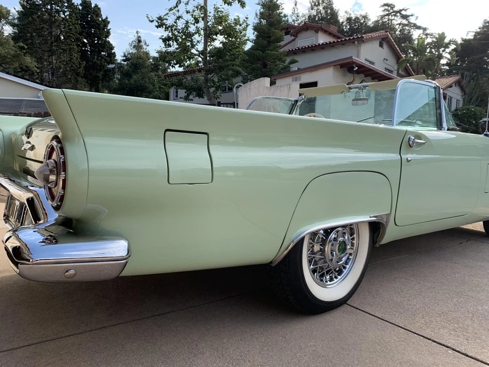 1957 Ford Thunderbird 1st Gen - Image 16 of 31